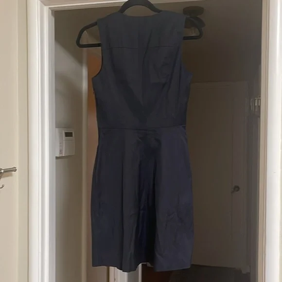 Theory Eitara V Neck Sleeveless black dress GUC - Picture 3 of 9